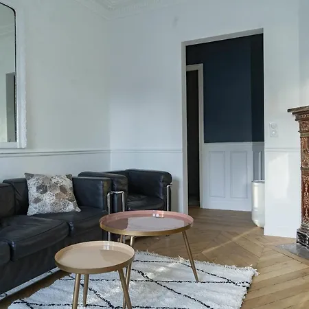 Hostnfly - Splendid Bright Apt, Spacious In Ternes