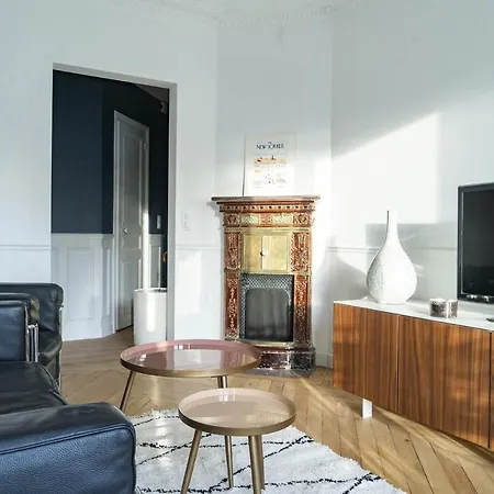Hostnfly - Splendid Bright Apt, Spacious In Ternes 公寓 *