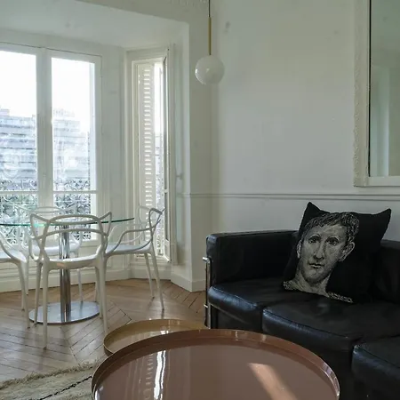 Hostnfly - Splendid Bright Apt, Spacious In Ternes